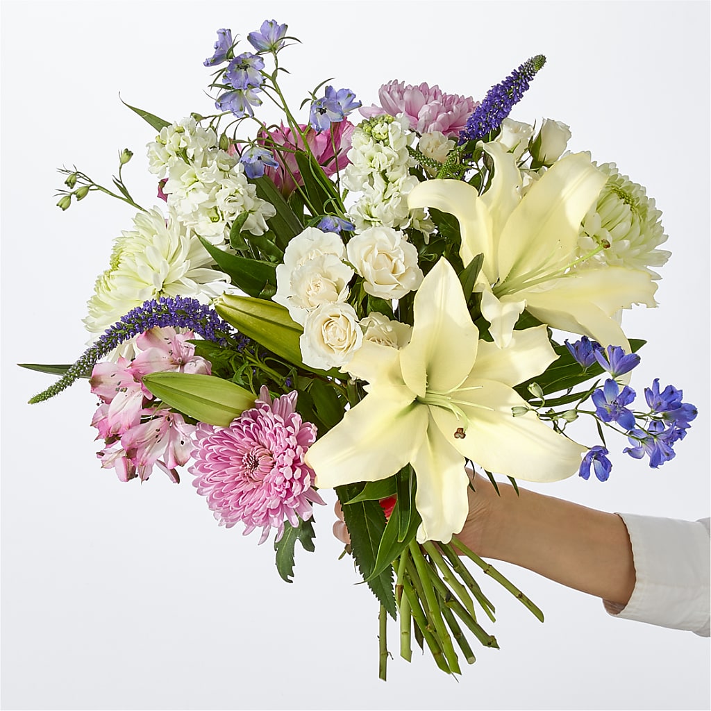 Winter Celebration Bouquet – ALBRIGHT'S INC, Columbus GA