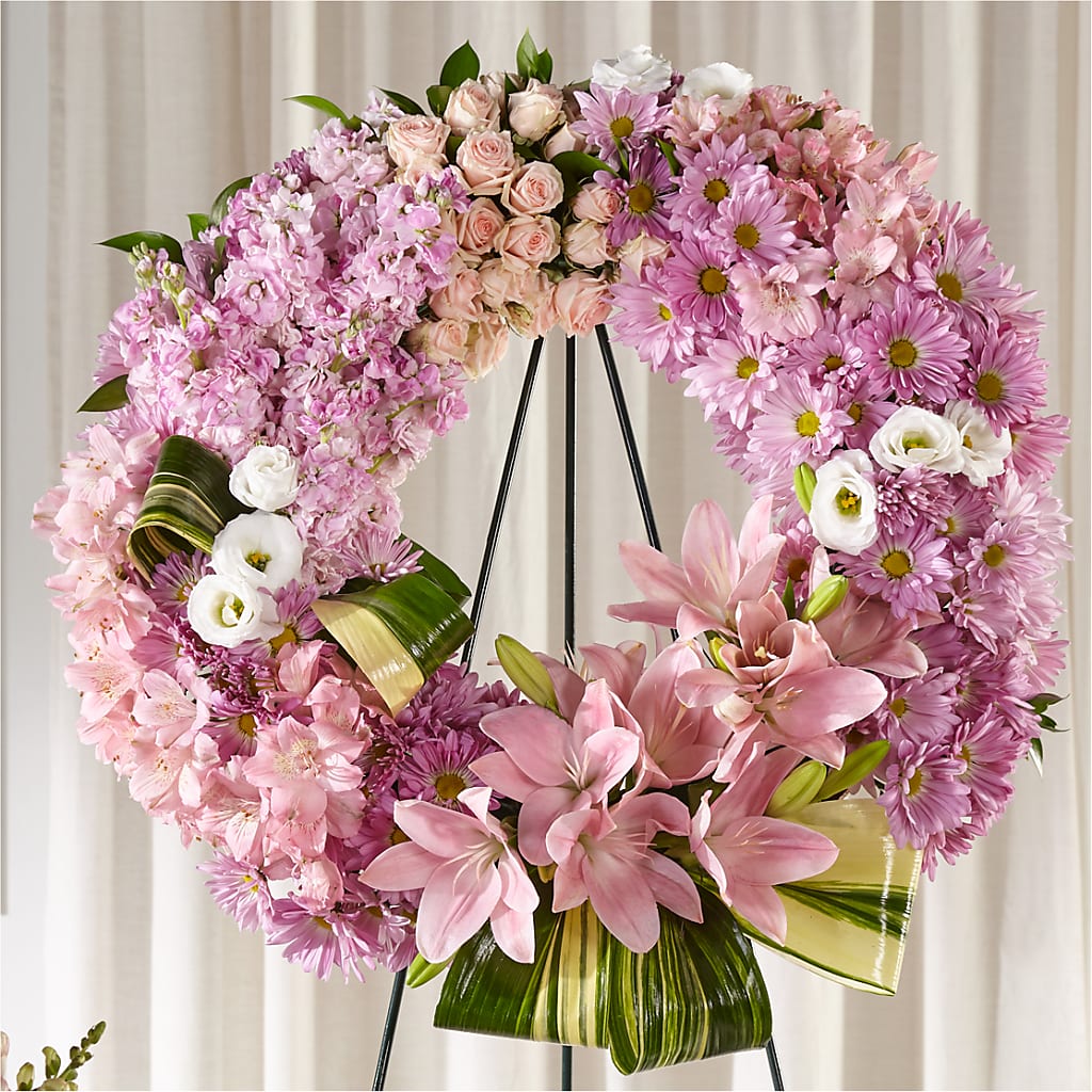 Gift of Warmth Wreath – ALBRIGHT'S INC, Columbus GA