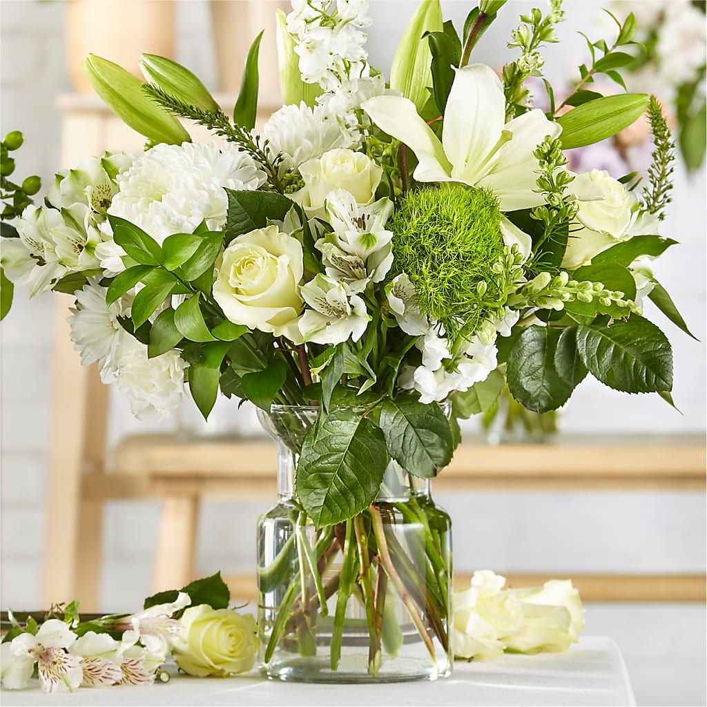Classic Ivory – A Florist Original – ALBRIGHT'S INC, Columbus GA