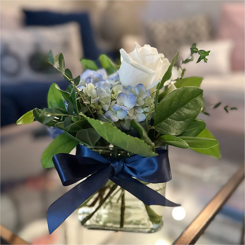 Sky Blue Delight Bouquet – ALBRIGHT'S INC, Columbus GA