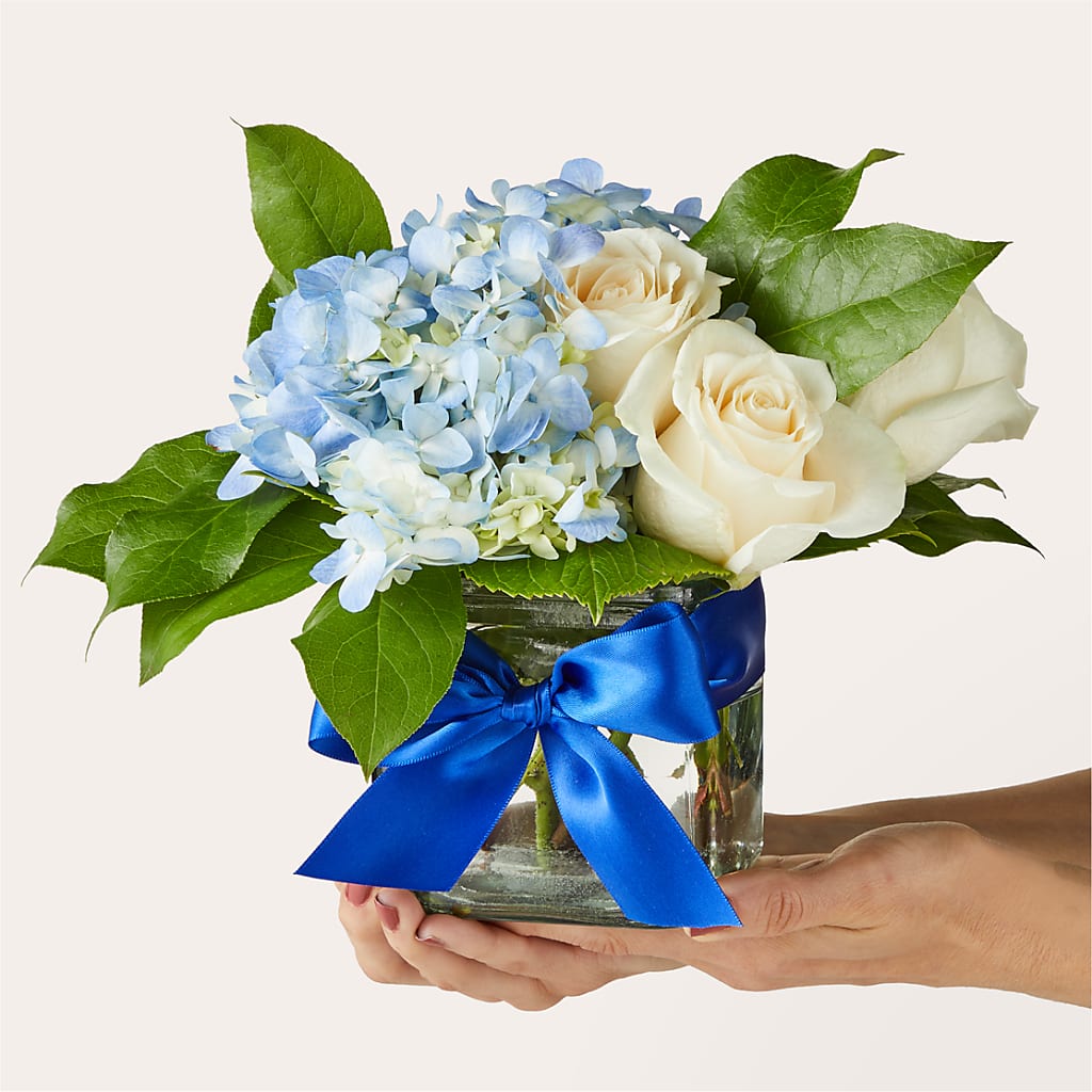 Sky Blue Delight Bouquet – ALBRIGHT'S INC, Columbus GA