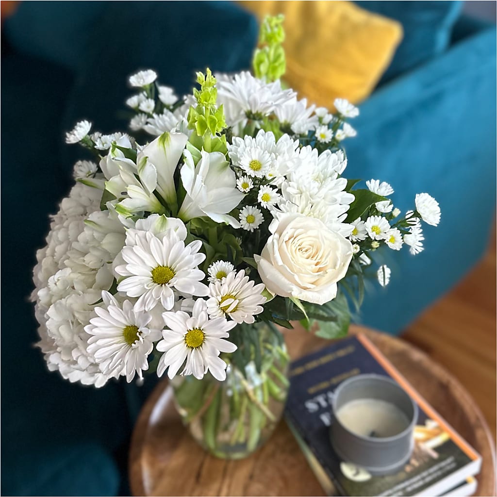 Classic Ivory – A Florist Original – ALBRIGHT'S INC, Columbus GA