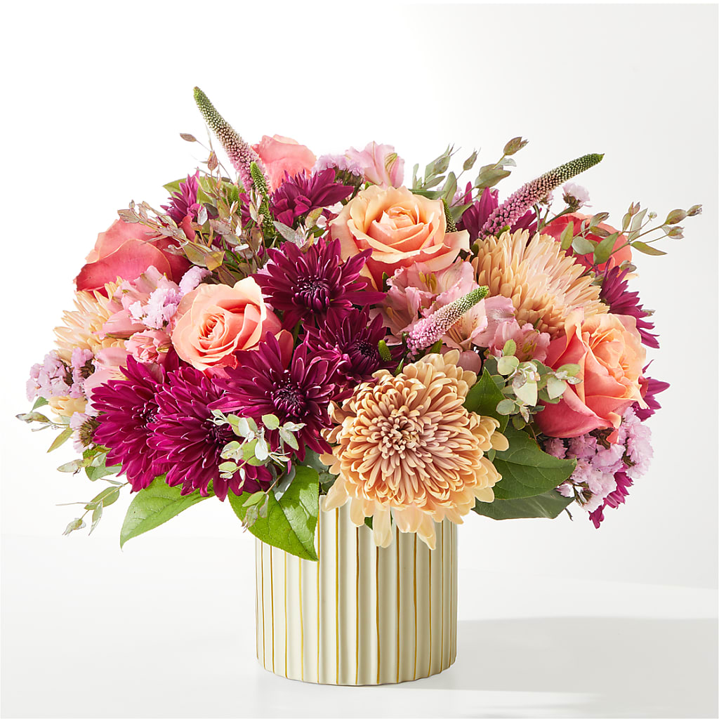 Berry Cobbler Bouquet with Ivory Vase – ALBRIGHT'S INC, Columbus GA