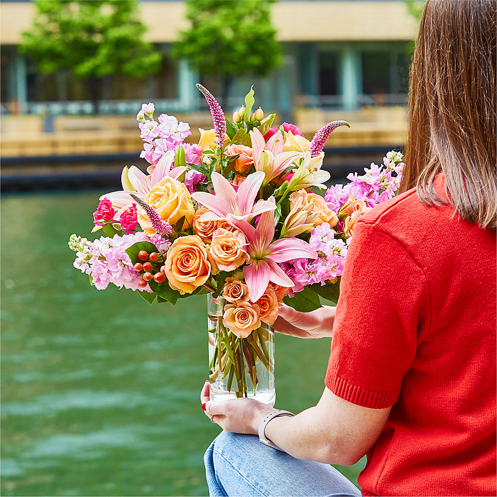 Bisous Bouquet – ALBRIGHT'S INC, Columbus GA
